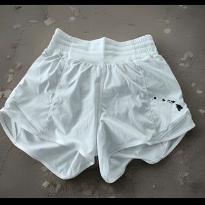 New Lululemon Hotty Hot HR Short 4” Lined - Hawaii Exclusive - White Size 0